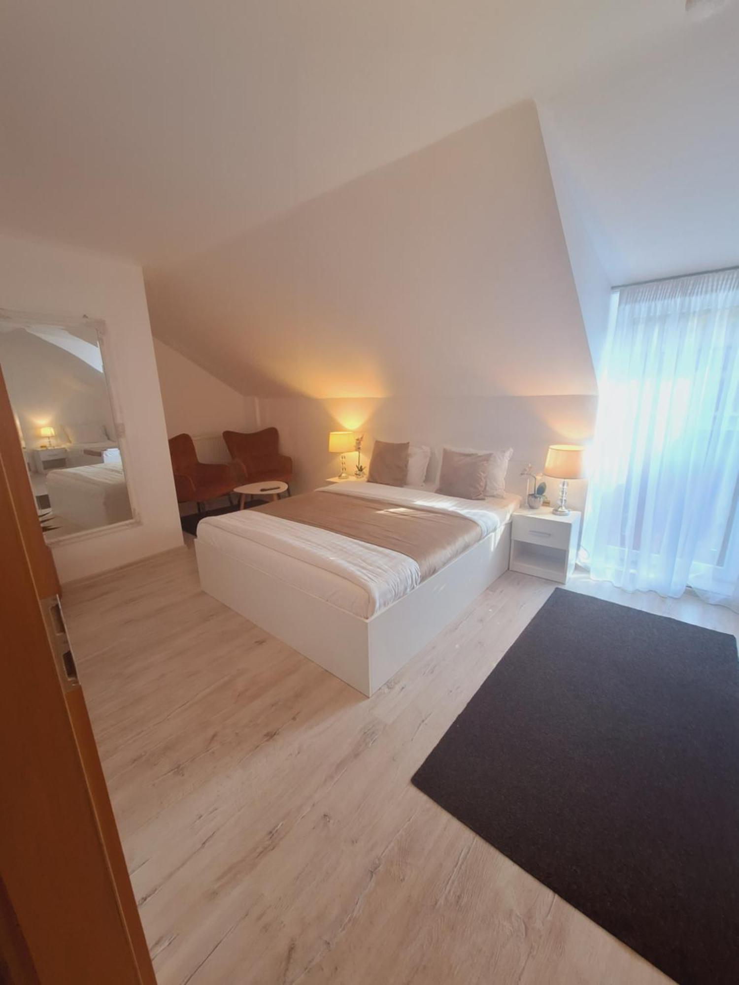 Pensiunea Tinelu Brasov Sacele Room photo