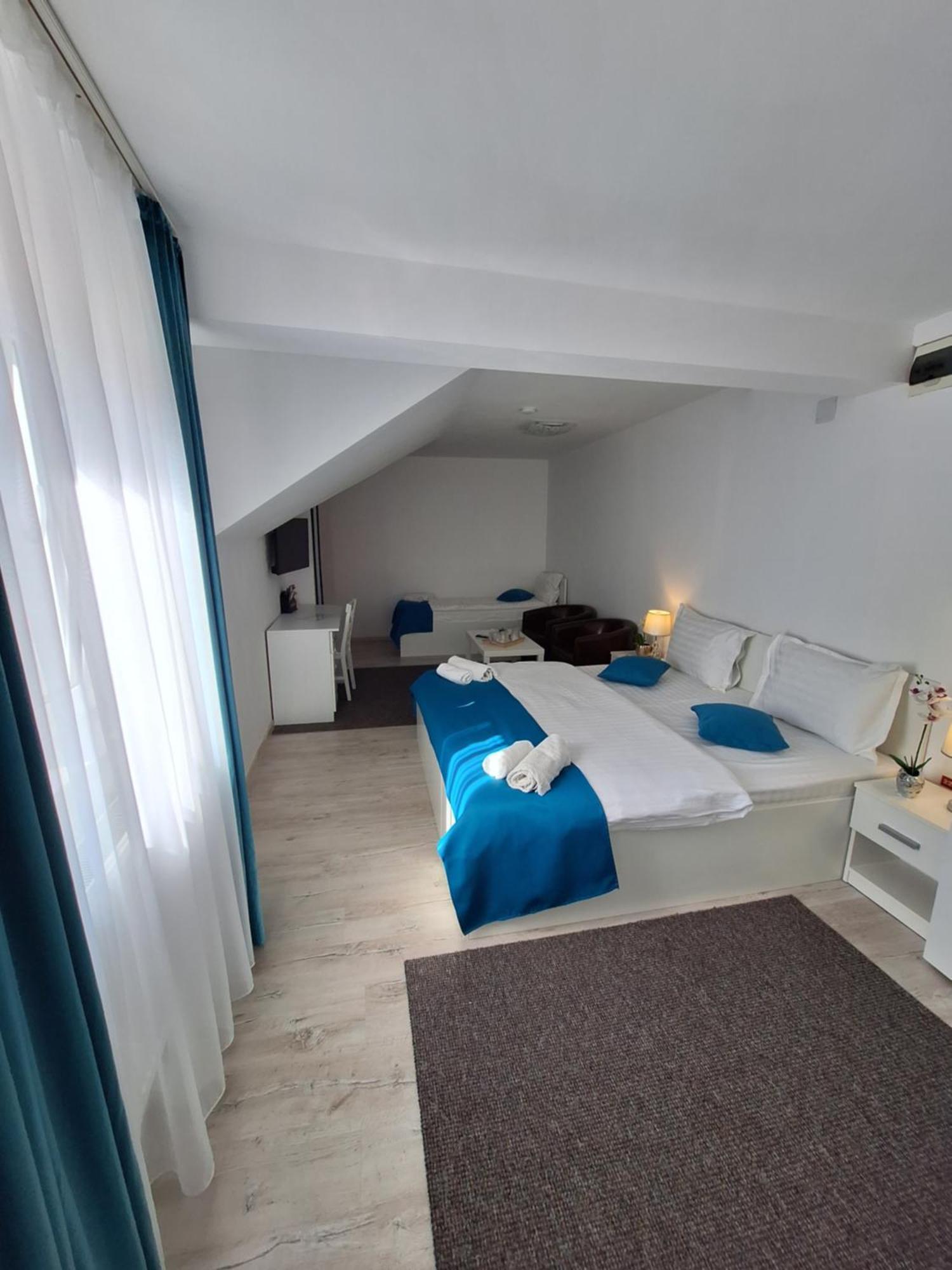 Pensiunea Tinelu Brasov Sacele Room photo