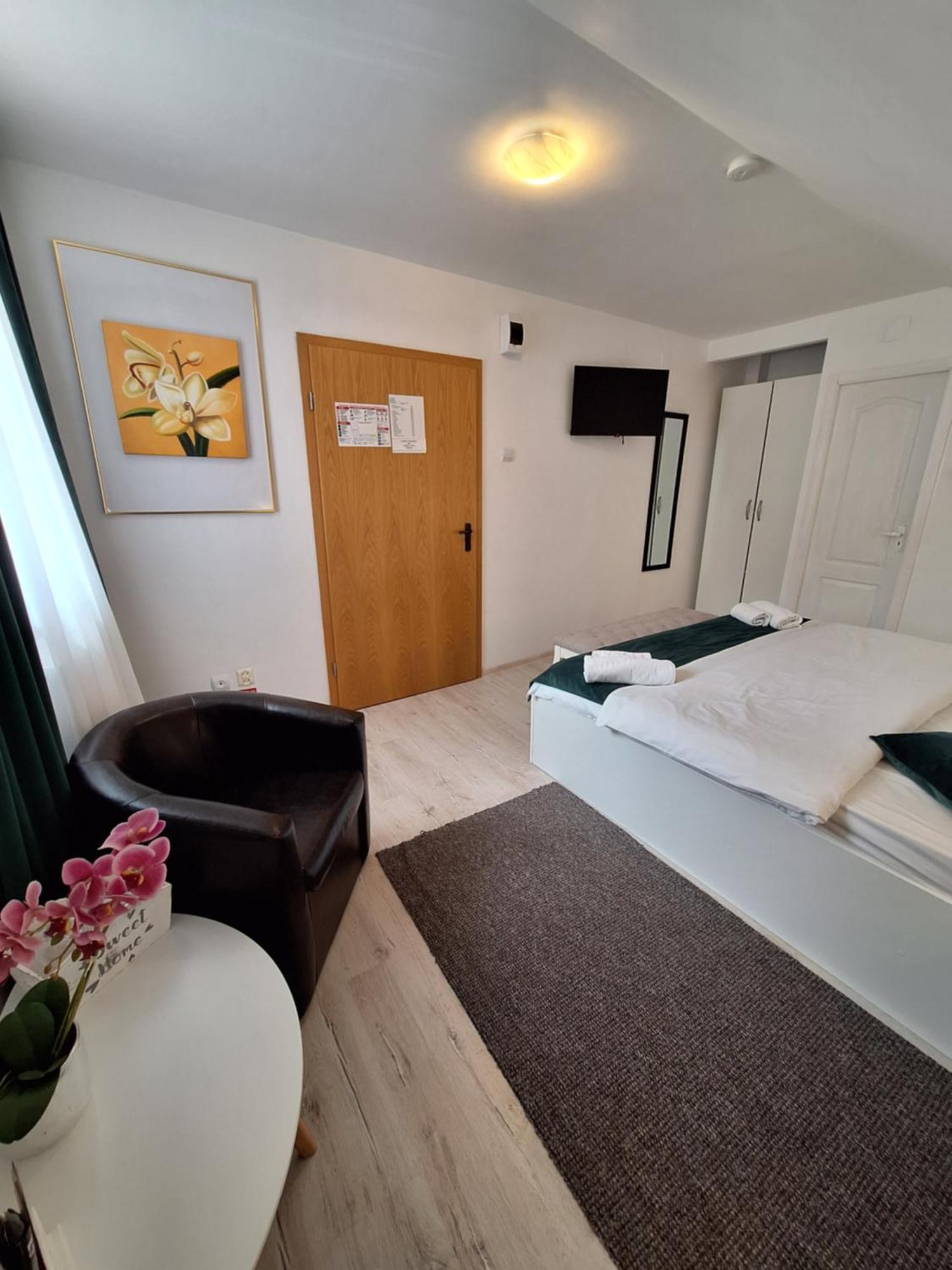 Pensiunea Tinelu Brasov Sacele Room photo